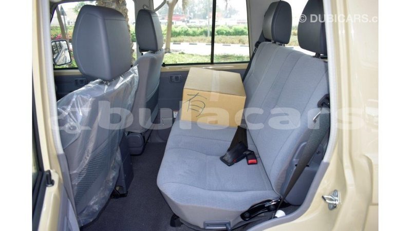 Big with watermark toyota land cruiser central import dubai 5598