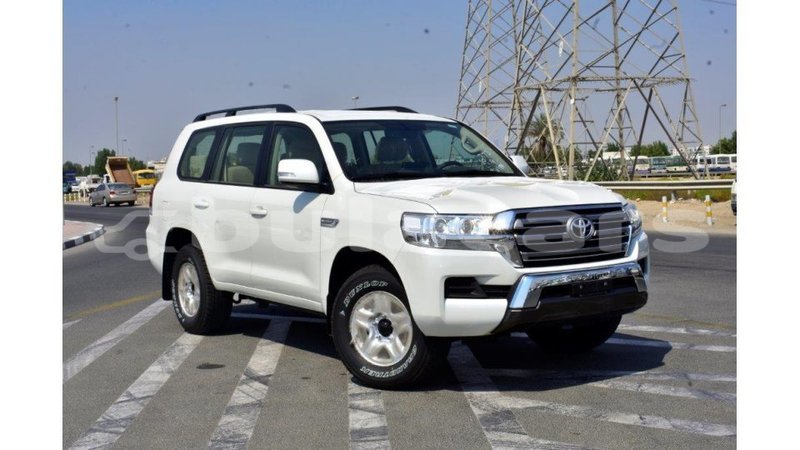 Big with watermark toyota land cruiser central import dubai 5599