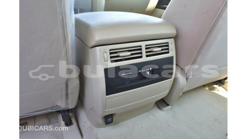 Big with watermark toyota land cruiser central import dubai 5599