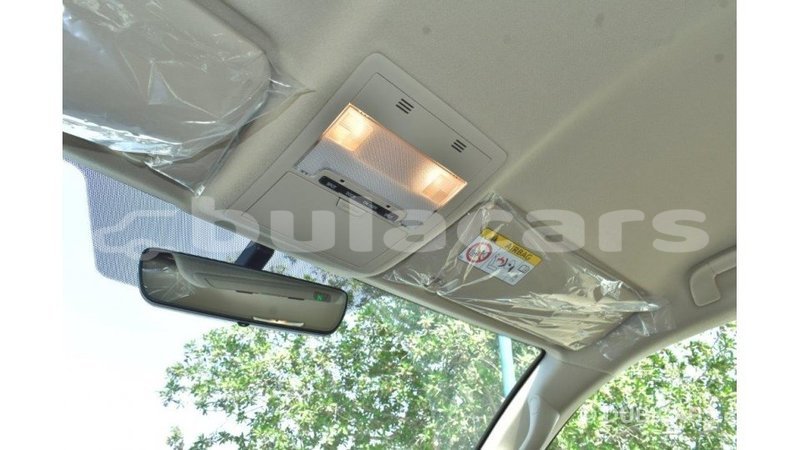 Big with watermark toyota land cruiser central import dubai 5599