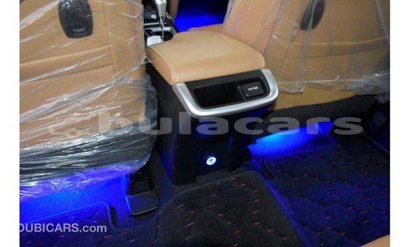 Acheter Import Voiture Toyota Fortuner Blanc à Import - Dubai, Central Acheter Import Voiture Toyota Fortuner Blanc à Import - Dubai, Central