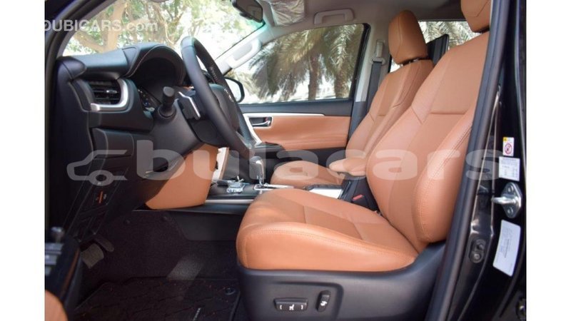 Big with watermark toyota fortuner central import dubai 5602