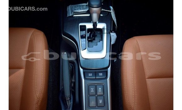 Acheter Import Voiture Toyota Fortuner Noir à Import - Dubai, Central Acheter Import Voiture Toyota Fortuner Noir à Import - Dubai, Central