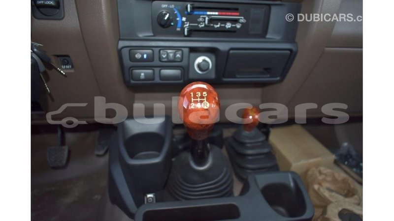 Big with watermark toyota land cruiser central import dubai 5604