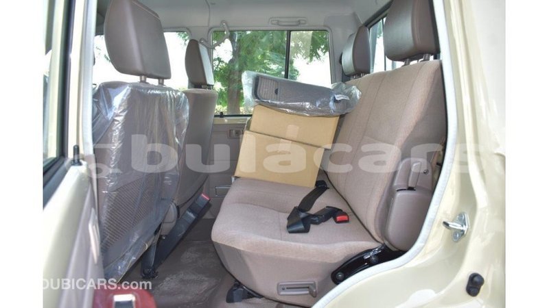 Big with watermark toyota land cruiser central import dubai 5604