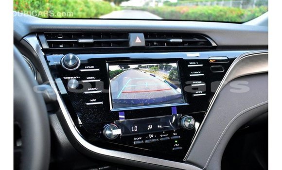 Acheter Import Voiture Toyota Camry Noir à Import - Dubai, Central Acheter Import Voiture Toyota Camry Noir à Import - Dubai, Central