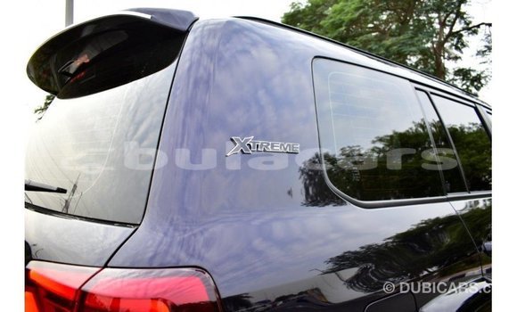 Acheter Import Voiture Toyota Land Cruiser Noir à Import - Dubai, Central Acheter Import Voiture Toyota Land Cruiser Noir à Import - Dubai, Central