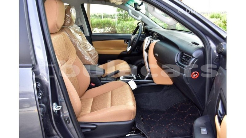 Big with watermark toyota fortuner central import dubai 5612