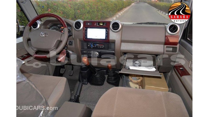 Big with watermark toyota land cruiser central import dubai 5613
