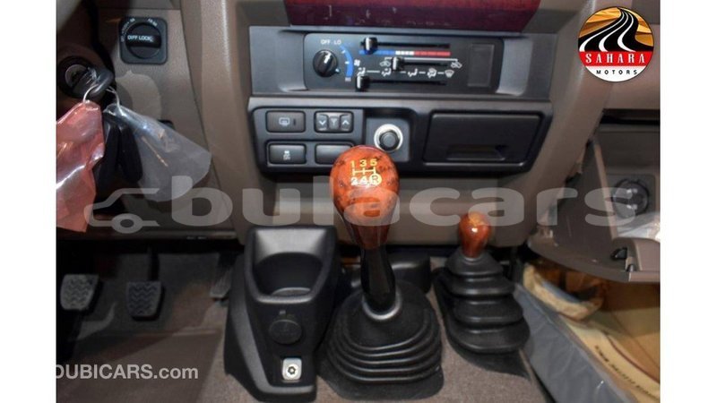 Big with watermark toyota land cruiser central import dubai 5613