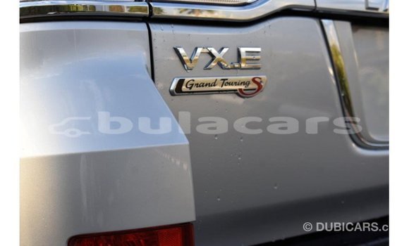 Acheter Import Voiture Toyota Land Cruiser Gris à Import - Dubai, Central Acheter Import Voiture Toyota Land Cruiser Gris à Import - Dubai, Central