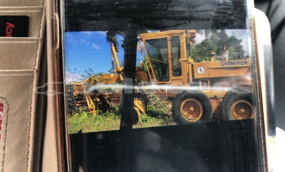 Buy Import Caterpillar 120 Beige Truck in Sigatoka in Western