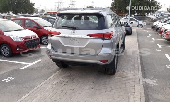 Buy Import Toyota Fortuner Grey Car in Import - Dubai in Central Buy Import Toyota Fortuner Grey Car in Import - Dubai in Central
