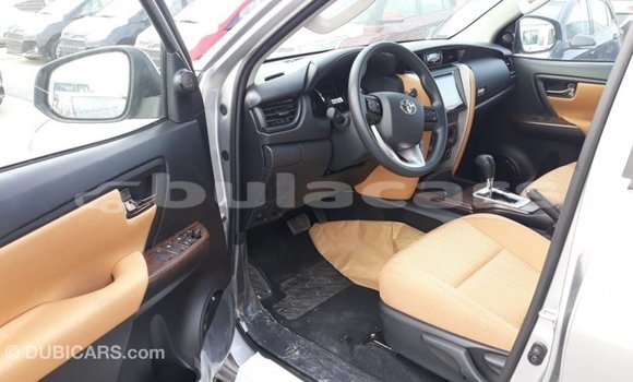 Buy Import Toyota Fortuner Grey Car in Import - Dubai in Central Buy Import Toyota Fortuner Grey Car in Import - Dubai in Central