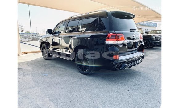 Buy Import Toyota Land Cruiser Black Car in Import - Dubai in Central Buy Import Toyota Land Cruiser Black Car in Import - Dubai in Central