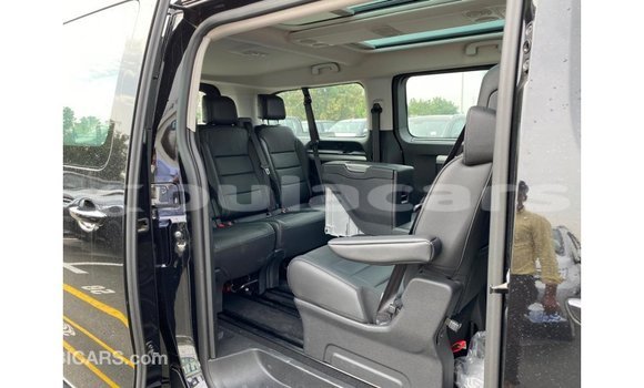 Buy Import Peugeot Traveller Black Car in Import - Dubai in Central Buy Import Peugeot Traveller Black Car in Import - Dubai in Central