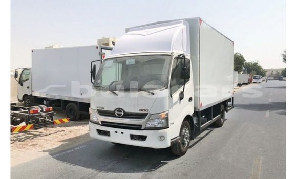 Buy Import Hino 300 Series White Truck in Import - Dubai in Central