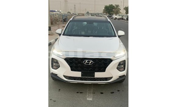 Acheter Import Voiture Hyundai Santa Fe Blanc à Import - Dubai, Central Acheter Import Voiture Hyundai Santa Fe Blanc à Import - Dubai, Central