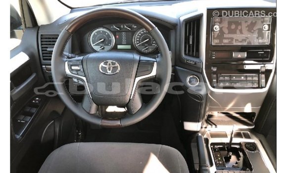 Buy Import Toyota Land Cruiser Black Car in Import - Dubai in Central Buy Import Toyota Land Cruiser Black Car in Import - Dubai in Central