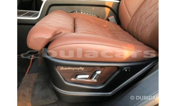 Acheter Import Voiture Toyota Land Cruiser Noir à Import - Dubai, Central Acheter Import Voiture Toyota Land Cruiser Noir à Import - Dubai, Central