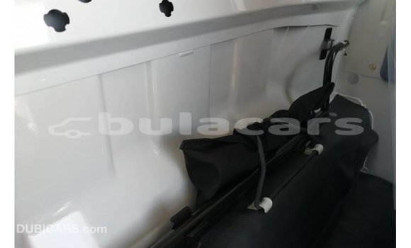 Buy Import Mitsubishi Carisma White Car in Import - Dubai in Central Buy Import Mitsubishi Carisma White Car in Import - Dubai in Central