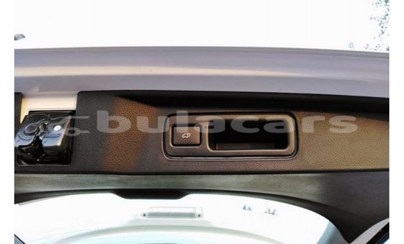 Acheter Import Voiture Toyota Fortuner Blanc à Import - Dubai, Central Acheter Import Voiture Toyota Fortuner Blanc à Import - Dubai, Central