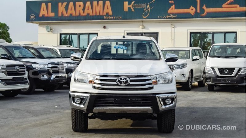 Big with watermark toyota hilux central import dubai 5669