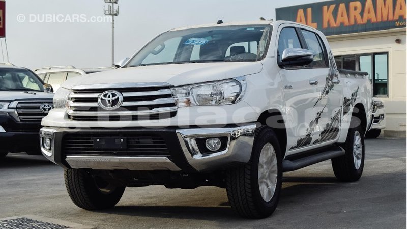 Big with watermark toyota hilux central import dubai 5669