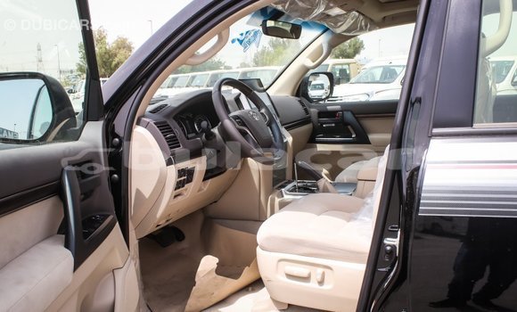 Buy Import Toyota Land Cruiser Black Car in Import - Dubai in Central Buy Import Toyota Land Cruiser Black Car in Import - Dubai in Central
