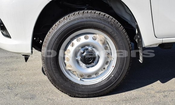 Buy Import Toyota Hilux White Car in Import - Dubai in Central Buy Import Toyota Hilux White Car in Import - Dubai in Central