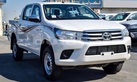 Buy Import Toyota Hilux White Car in Import - Dubai in Central Buy Import Toyota Hilux White Car in Import - Dubai in Central