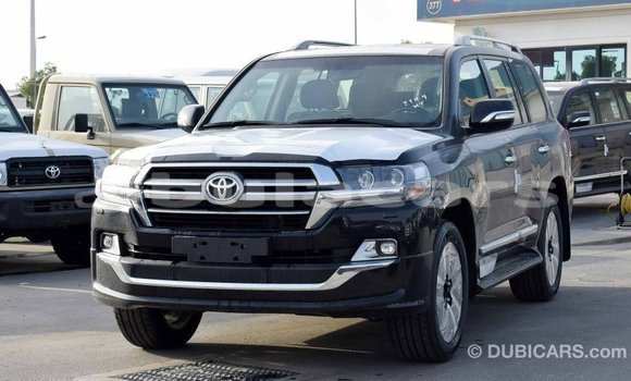 Buy Import Toyota Land Cruiser Black Car in Import - Dubai in Central Buy Import Toyota Land Cruiser Black Car in Import - Dubai in Central