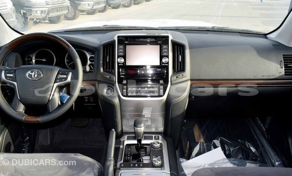 Buy Import Toyota Land Cruiser Black Car in Import - Dubai in Central Buy Import Toyota Land Cruiser Black Car in Import - Dubai in Central
