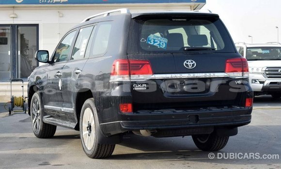 Buy Import Toyota Land Cruiser Black Car in Import - Dubai in Central Buy Import Toyota Land Cruiser Black Car in Import - Dubai in Central