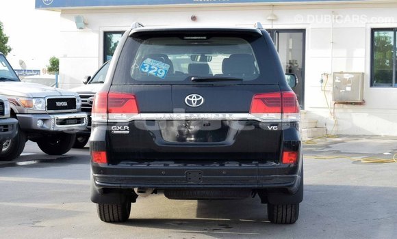 Buy Import Toyota Land Cruiser Black Car in Import - Dubai in Central Buy Import Toyota Land Cruiser Black Car in Import - Dubai in Central