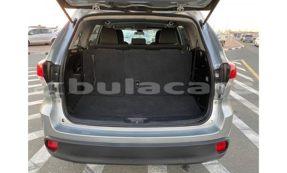 Buy Import Toyota Highlander Grey Car in Import - Dubai in Central Buy Import Toyota Highlander Grey Car in Import - Dubai in Central
