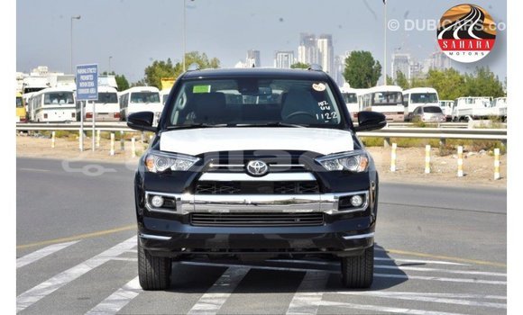 Acheter Import Voiture Toyota 4Runner Noir à Import - Dubai, Central Acheter Import Voiture Toyota 4Runner Noir à Import - Dubai, Central
