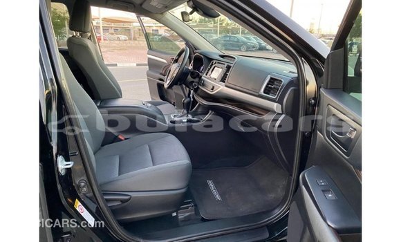 Buy Import Toyota Highlander Black Car in Import - Dubai in Central Buy Import Toyota Highlander Black Car in Import - Dubai in Central