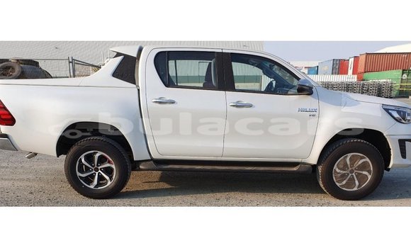 Buy Import Toyota Hilux White Car in Import - Dubai in Central Buy Import Toyota Hilux White Car in Import - Dubai in Central