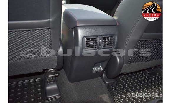 Acheter Import Voiture Toyota 4Runner Blanc à Import - Dubai, Central Acheter Import Voiture Toyota 4Runner Blanc à Import - Dubai, Central