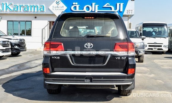 Acheter Import Voiture Toyota Land Cruiser Noir à Import - Dubai, Central Acheter Import Voiture Toyota Land Cruiser Noir à Import - Dubai, Central