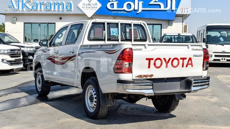 Big with watermark toyota hilux central import dubai 5722