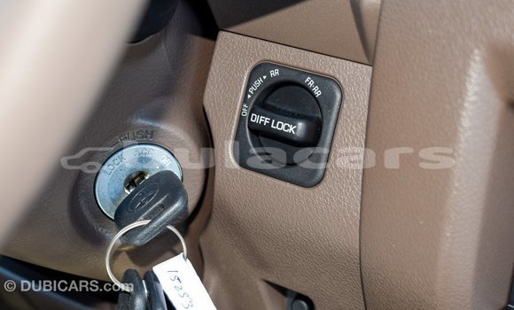 Buy Import Toyota Land Cruiser Beige Car in Import - Dubai in Central Buy Import Toyota Land Cruiser Beige Car in Import - Dubai in Central