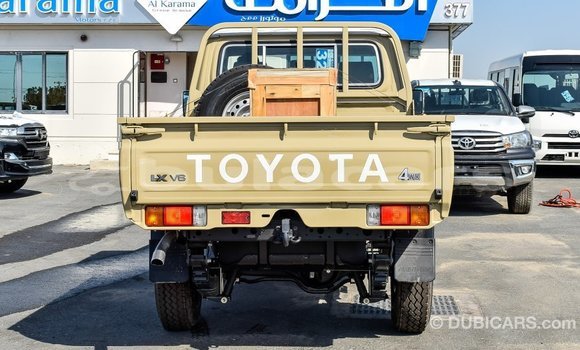 Buy Import Toyota Land Cruiser Beige Car in Import - Dubai in Central Buy Import Toyota Land Cruiser Beige Car in Import - Dubai in Central