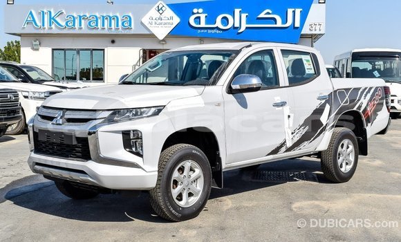 Buy Import Mitsubishi L200 White Car in Import - Dubai in Central Buy Import Mitsubishi L200 White Car in Import - Dubai in Central