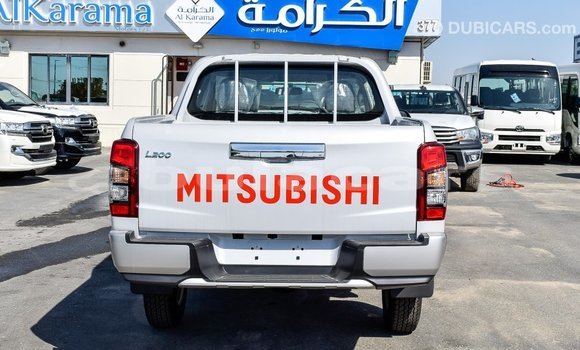 Buy Import Mitsubishi L200 White Car in Import - Dubai in Central Buy Import Mitsubishi L200 White Car in Import - Dubai in Central