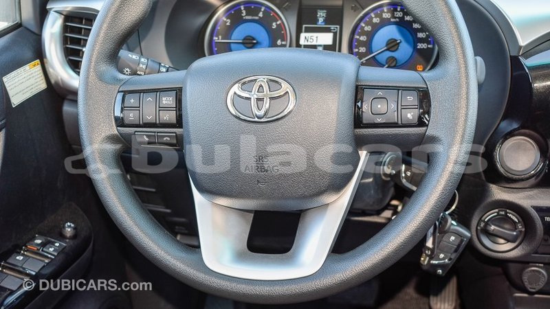 Big with watermark toyota hilux central import dubai 5725