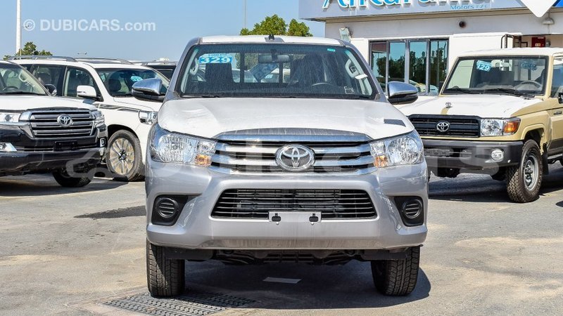 Big with watermark toyota hilux central import dubai 5727