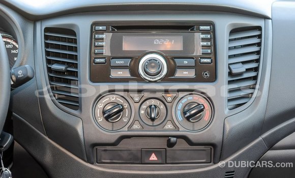 Acheter Import Voiture Mitsubishi L200 Blanc à Import - Dubai, Central Acheter Import Voiture Mitsubishi L200 Blanc à Import - Dubai, Central