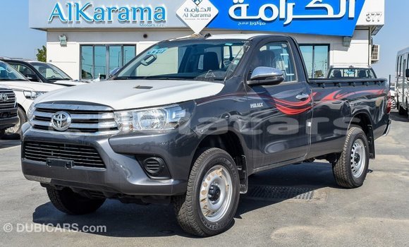 Acheter Import Voiture Toyota Hilux Gris à Import - Dubai, Central Acheter Import Voiture Toyota Hilux Gris à Import - Dubai, Central